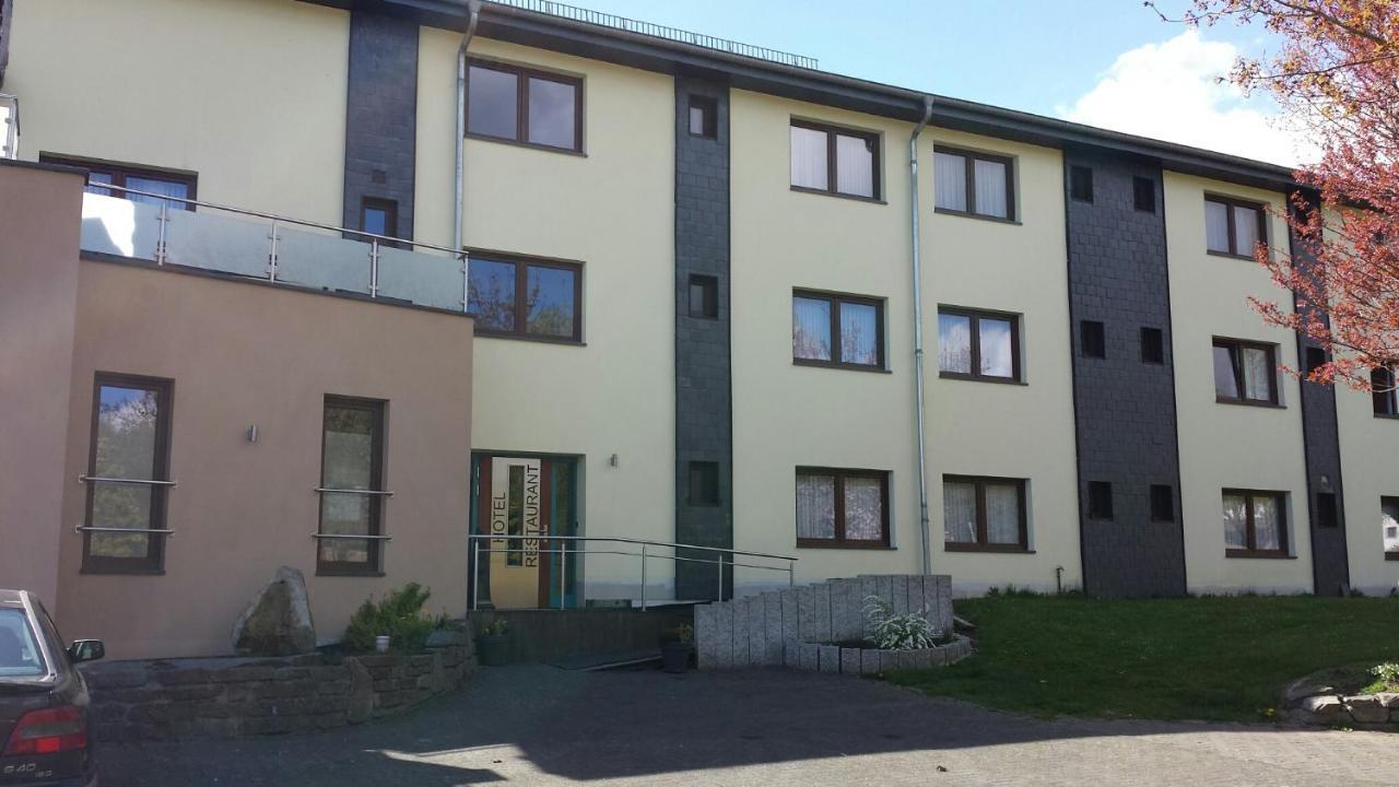 Hotel Zum Buchenberg St. Vith Exterior photo